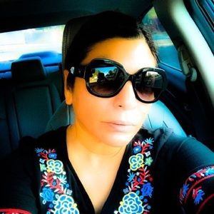 Meet your Posher, Rachel